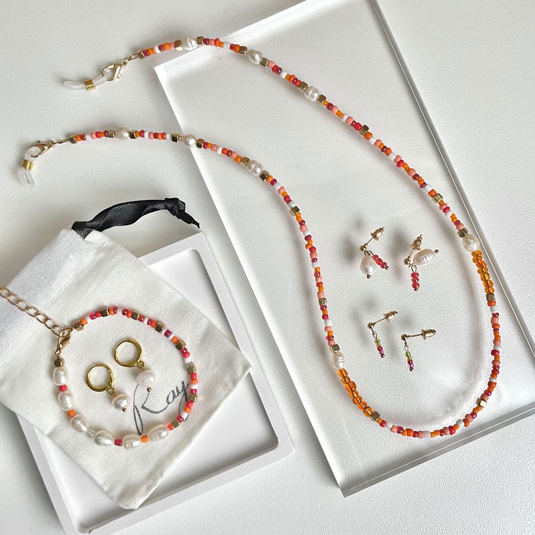 Gift Set earrings+bracelets+mask chain - 口罩繩, 珍珠耳環 - 手链/手环 - 珍珠 橘色