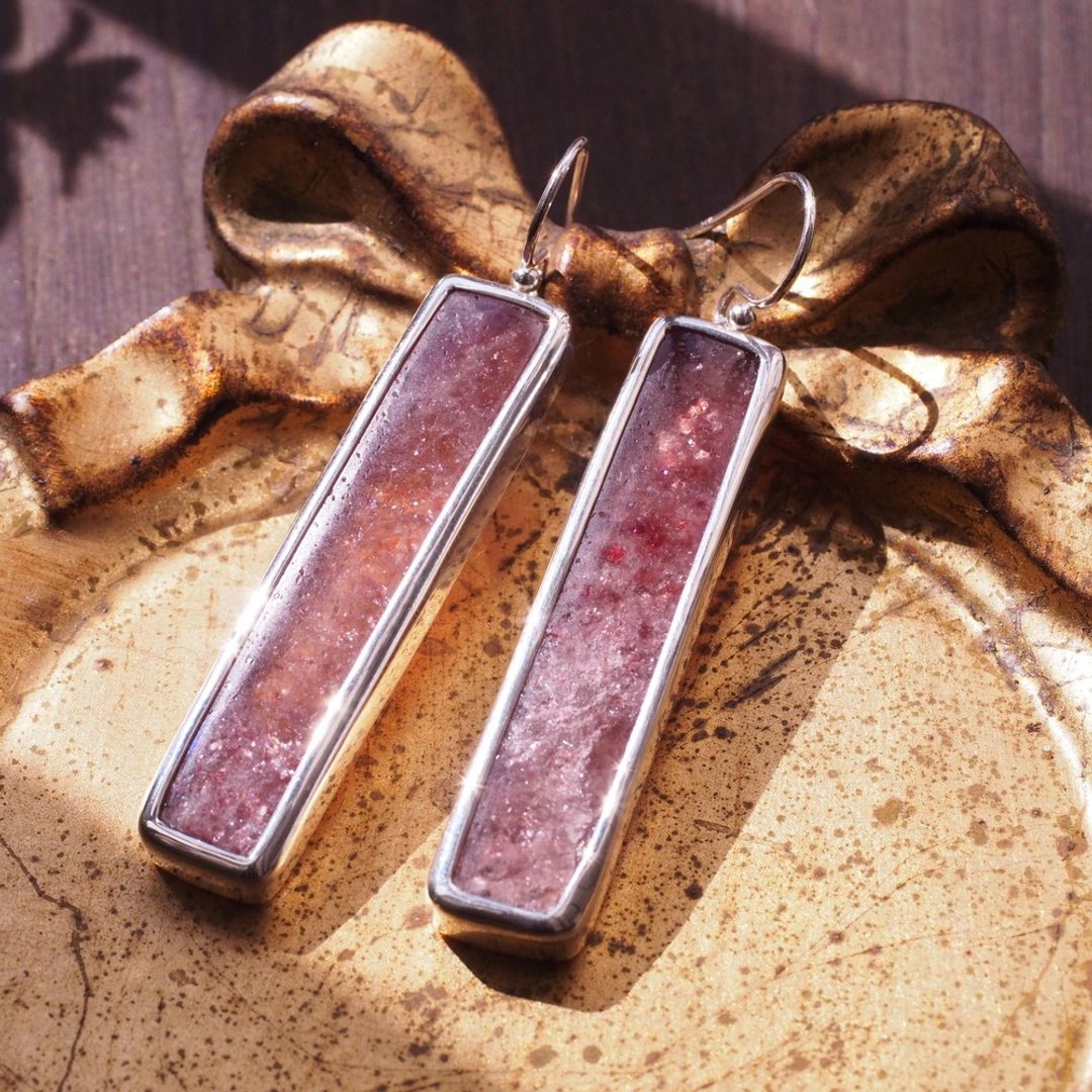 草莓晶 大颗 长型 手工纯银耳环 Strawberry sterling silver - 耳环/耳夹 - 半宝石 红色