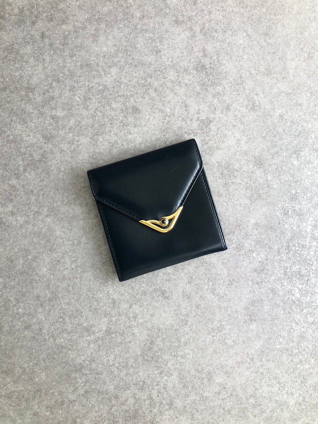 【 日本直送 名牌中古包 】Cartier 卡地亚 蓝宝石系列 零钱包 海军蓝 皮革 vintage 古董 old dav3gg - 零钱包 - 真皮 黑色