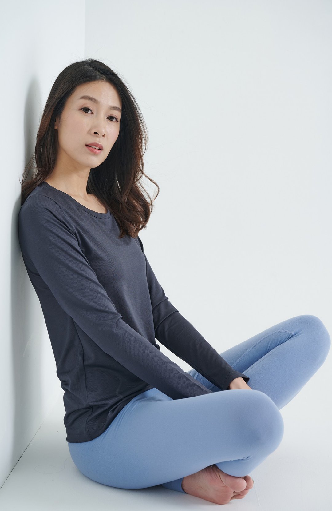 【Yoga Flow】Ula Tshirt - Stone Gray 穿搭合宜 - 女装运动衣 - 聚酯纤维 