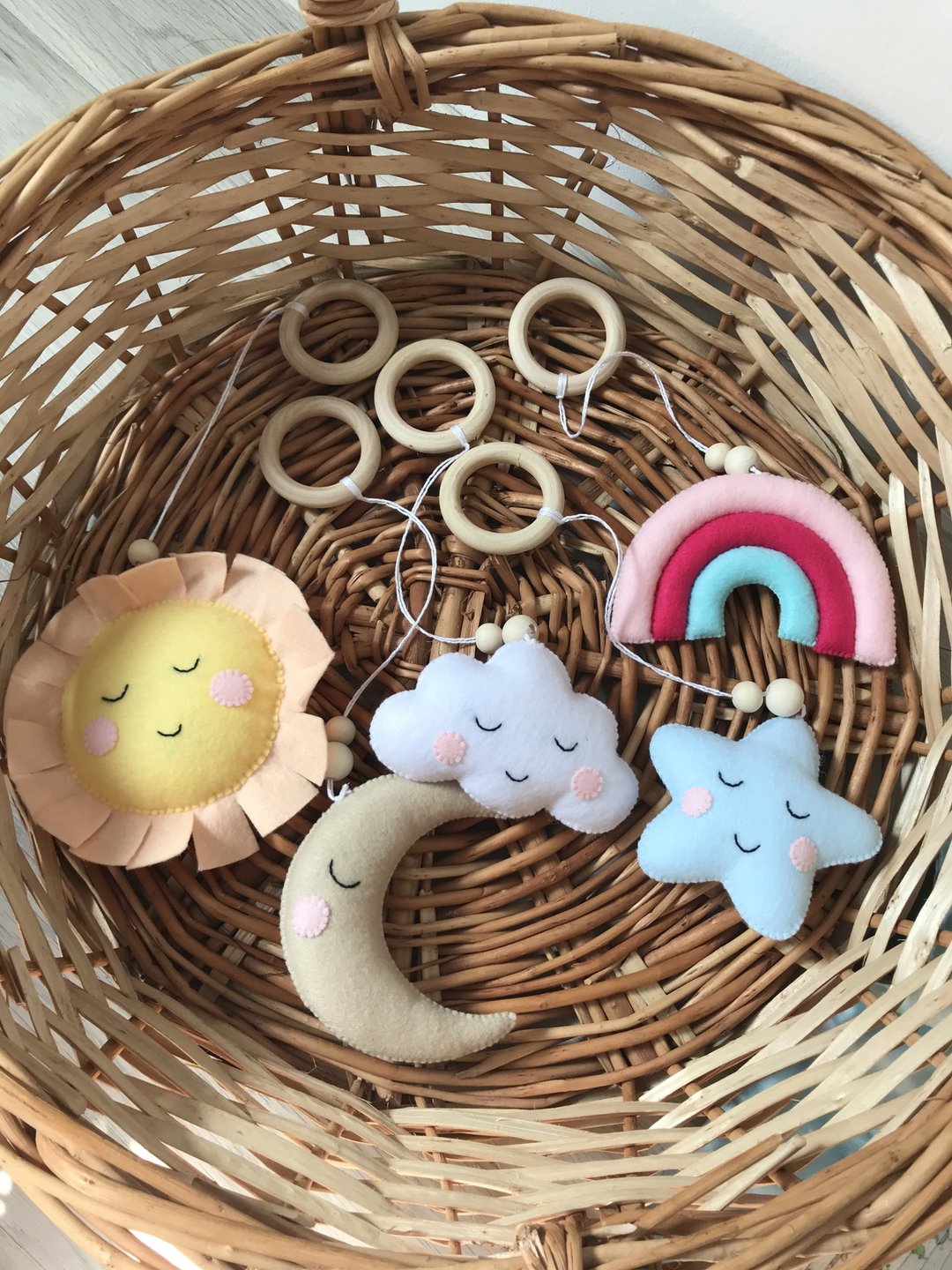 婴儿健身玩具组 毛毡健身玩具 木制健身玩具 婴儿礼品组玩具 - 玩具/玩偶 - 环保材料 粉红色