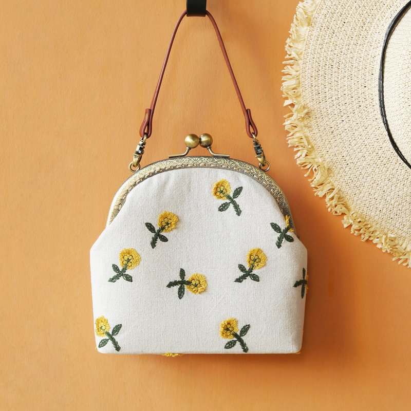 立體刺繡小雛菊斜挎包 肩背包 手機包 生日禮物 禮物交換 - 手提包/手提袋 - 棉．麻 