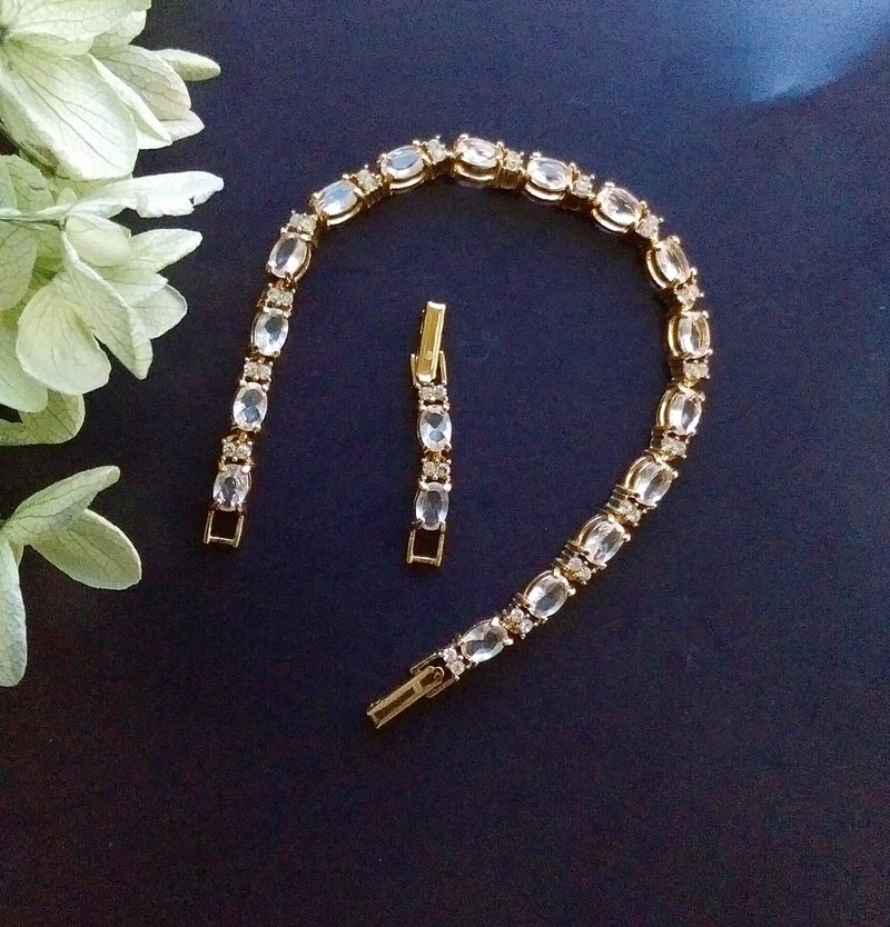 【西洋古董饰品 】AVON  Birthstone elegant Tennis 手链 - 手链/手环 - 其他金属 金色