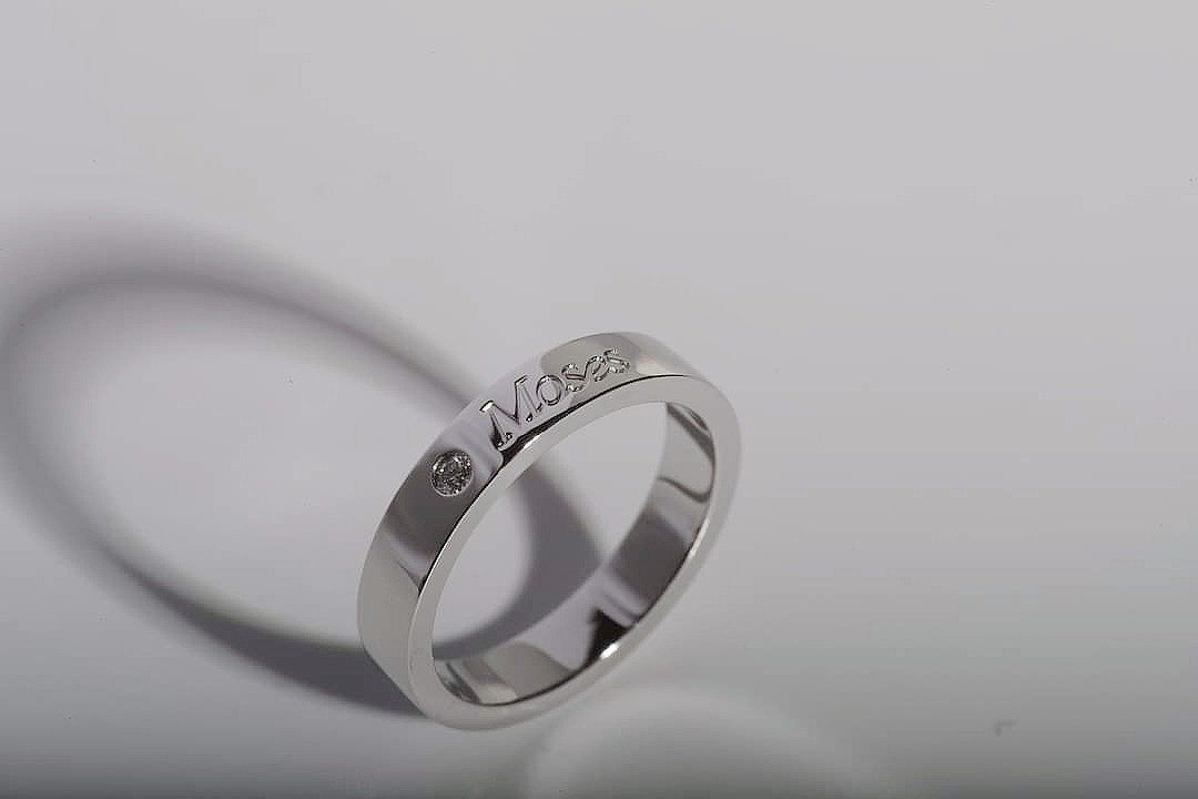 你的名字 男戒(18k 3分钻) - 戒指 - 贵金属 银色