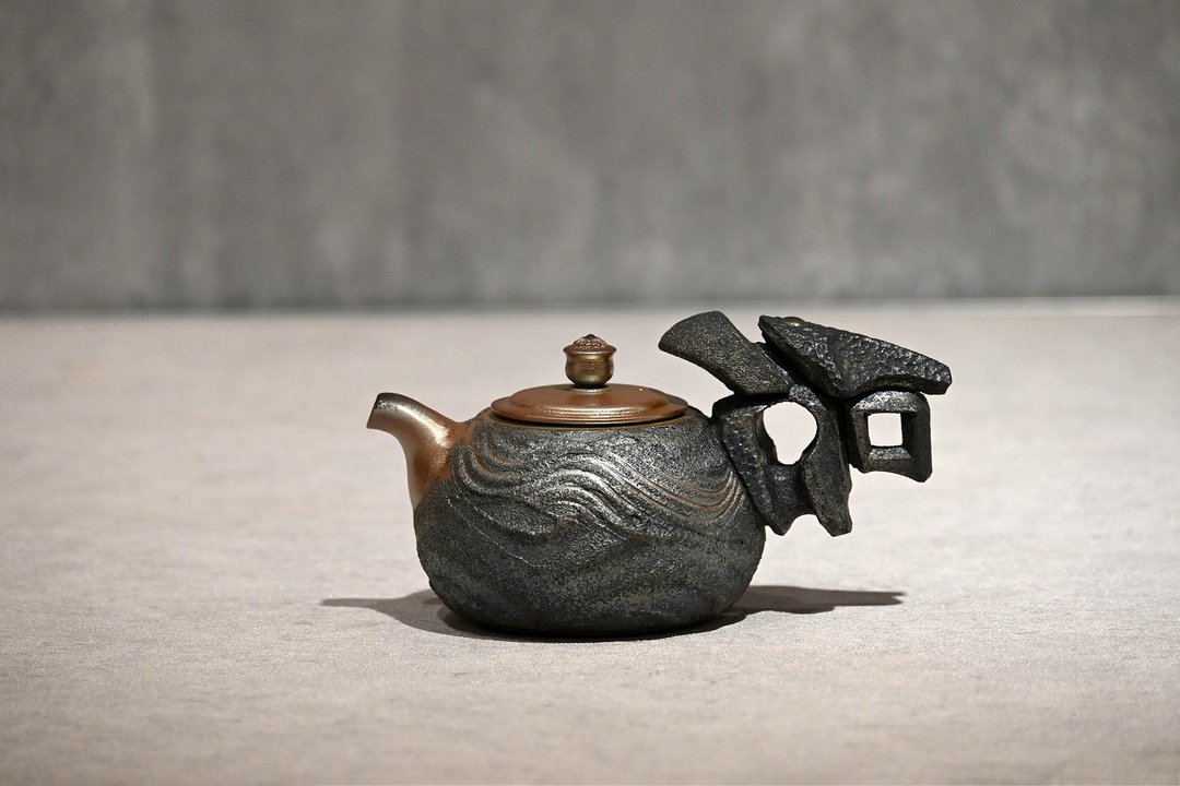 | 275cc | 柴烧造型正把壶 柴烧壶 茶壶 手作壶【臻麟陶艺】 - 茶具/茶杯 - 陶 