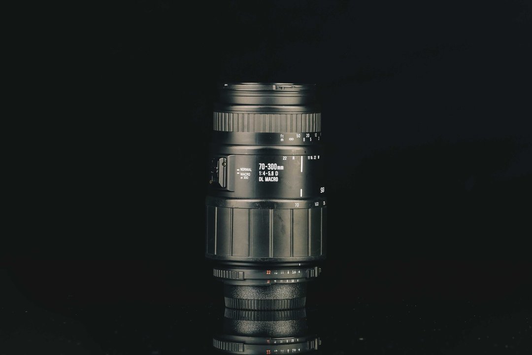 SIGMA DL MACRO 70-300mm F4-5.6 D For Nikon #4511 - 相机 - 其他金属 黑色