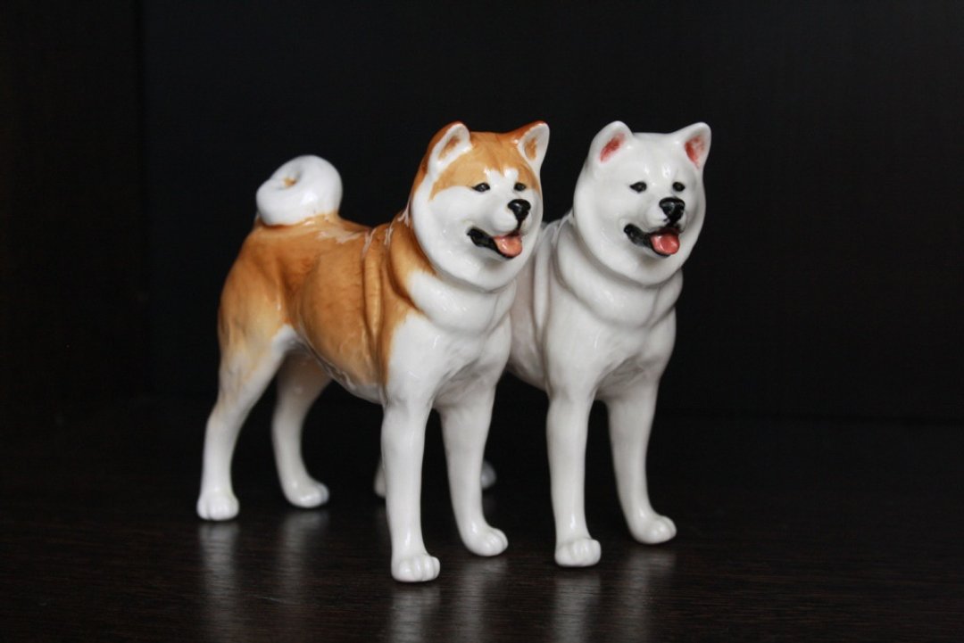 Akita inu dog porcelain figurine handmade statuette - 摆饰 - 瓷 