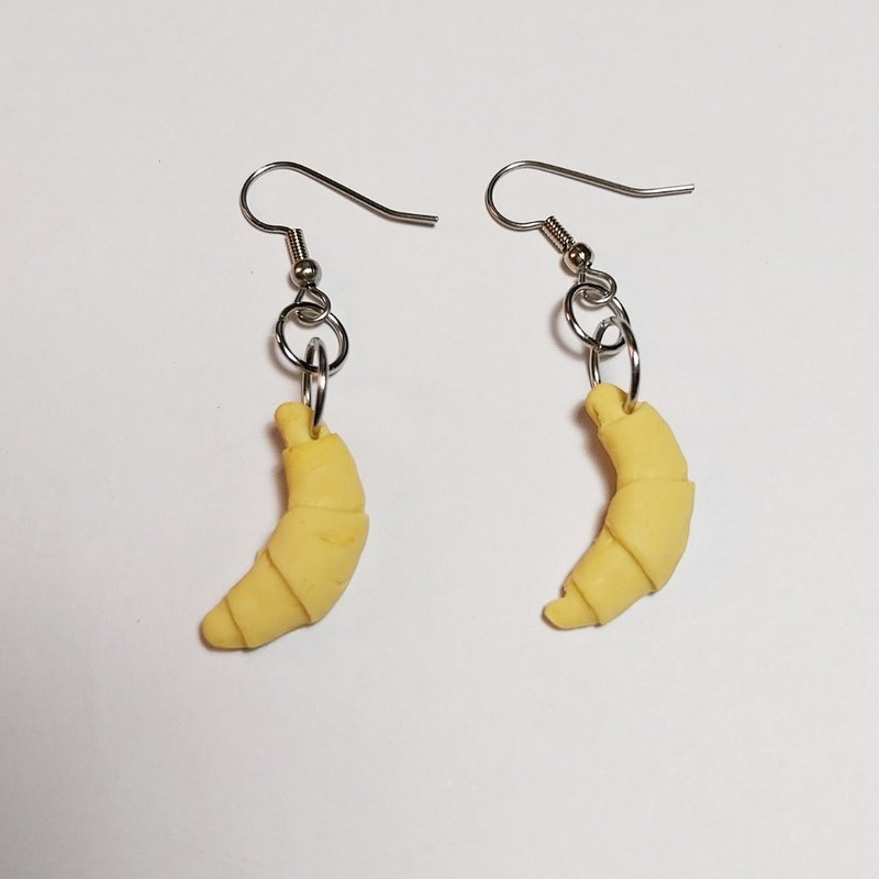 Croissant Bakery Earring Handmade Air Dry Clay Eco Friendly Stainless Hook - 耳环/耳夹 - 粘土 黄色