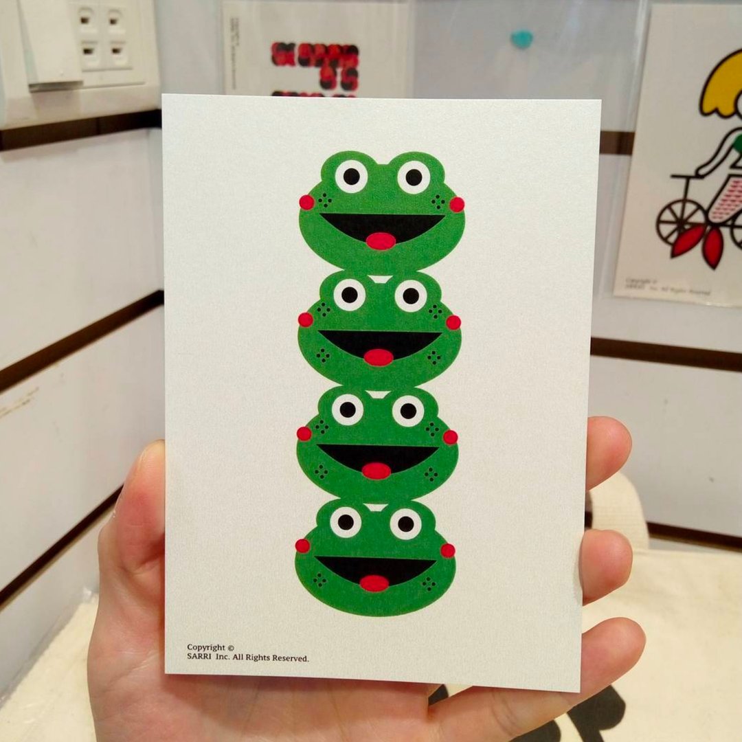 “青蛙家族”明信片 生日卡 设计 着色 插画 绘本 卡片 万用卡 艺术 美术 现代 情人 爱 特别 有趣 怪 特色 怪异 可爱 台湾 黄色 好玩 有趣 抢眼 潮 艺术 亮片 闪 酷炫 不一样 名牌 本土 外国人 送礼 礼物 观光 风格 品味 惊喜 美好 旅途 旅行 快乐 幸福 希望 祝福 心 结婚 求婚 送 限定 独家 情人节 感谢卡 感恩 原创 文创 鼓励 postercard birth - 卡片/明信片 - 纸 红色