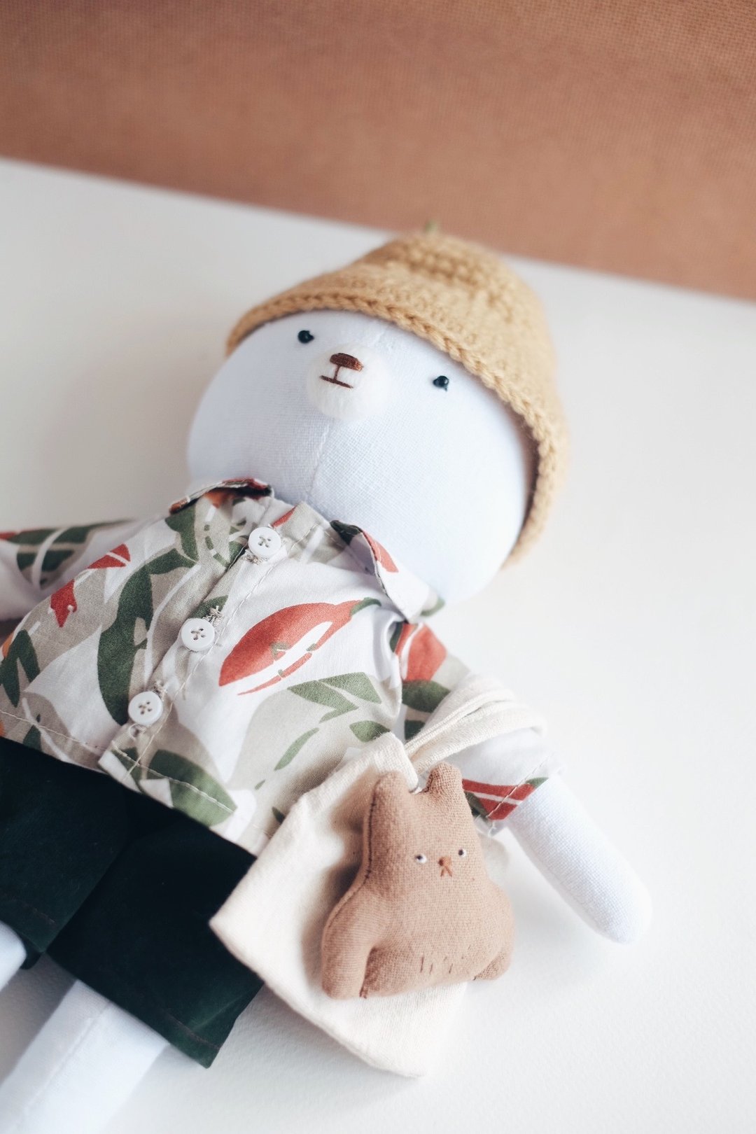 Teddy bear and little bear brooch - 玩偶/公仔 - 棉 多色