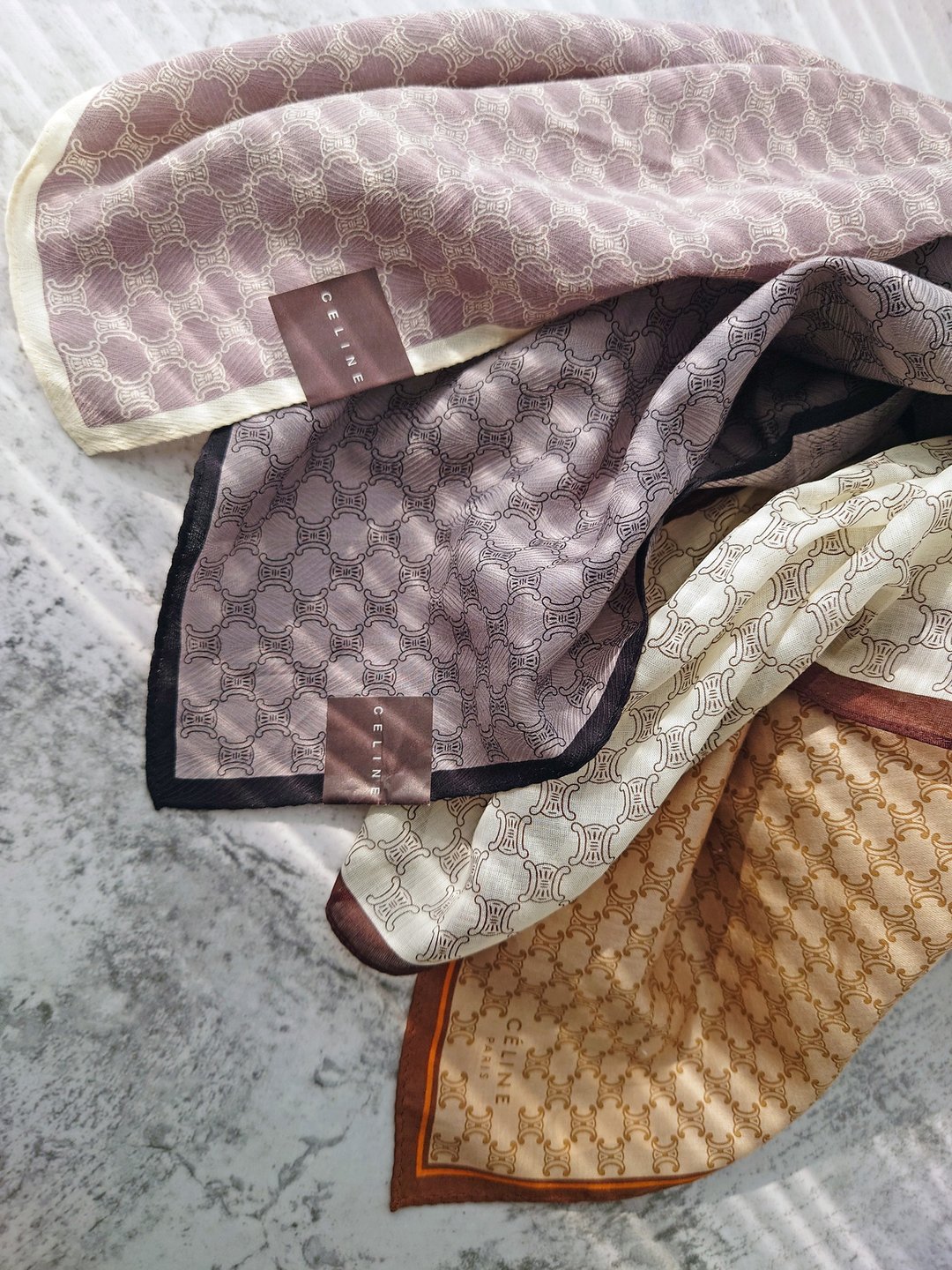 全新 未使用 CELINE 小凯旋门老花 手巾方巾 手帕 绑包带围巾丝巾 - 其他 - 棉 白色