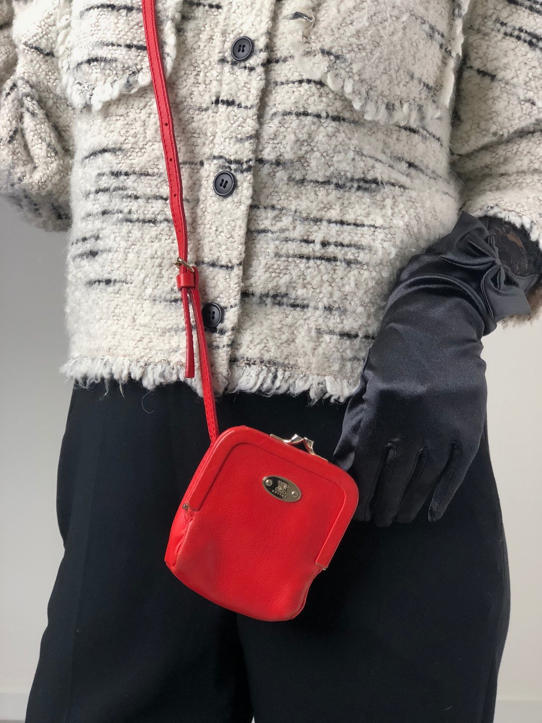CELINE 经典红色皮革凯旋门浮雕口金小方包 斜挎中古包 - 侧背包/斜挎包 - 真皮 红色