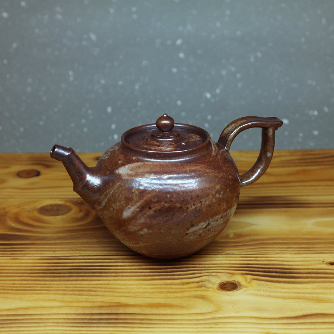 苏打釉 三折嘴瓮身 正把茶壶 手作陶艺 茶道具 - 茶具/茶杯 - 陶 咖啡色