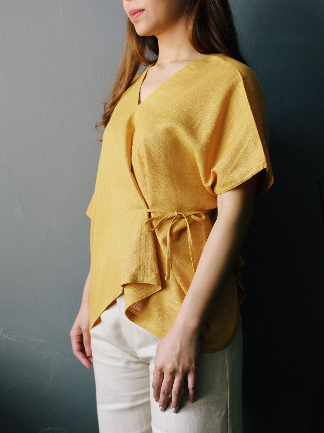 Caren : Yellow Asymmetric V-neck Cotton Wrapped Top - 女装上衣 - 棉 黄色