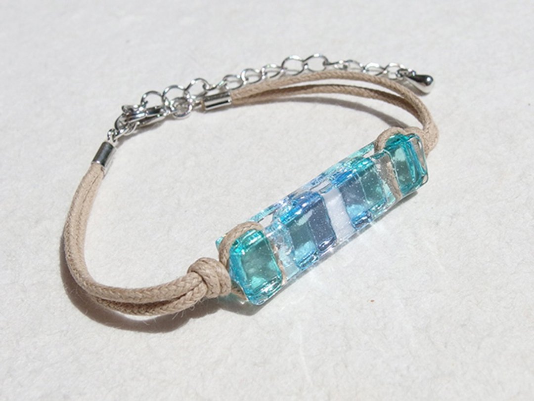 Fragrant glass (Kaoru [Summer]) Aroma bracelet / Anklet [Length, metal-free choice] [Made to order] - 手链/手环 - 玻璃 蓝色