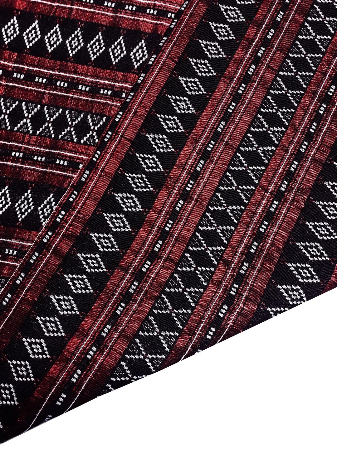 Multi-color Tribal Fabric Thai Woven Fabric Craft Supplies Textile 1/2 yard - 编织/刺绣/羊毛毡/裁缝 - 其他材质 红色