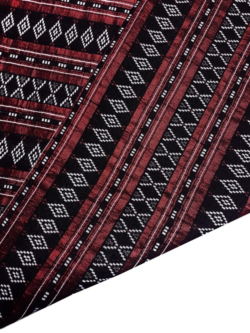 Multi-color Tribal Fabric Thai Woven Fabric Craft Supplies Textile 1/2 yard - 编织/刺绣/羊毛毡/裁缝 - 其他材质 红色