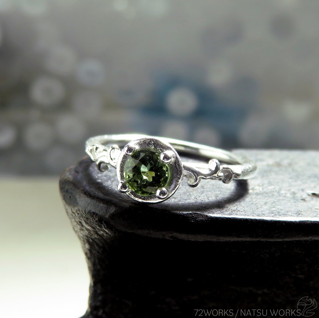 摩尔达维石 戒指 / Moldavite Ring - 戒指 - 宝石 绿色