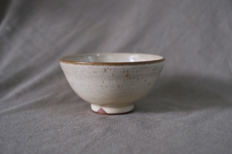 米黄- 手作小碗 - 碗 - 陶 
