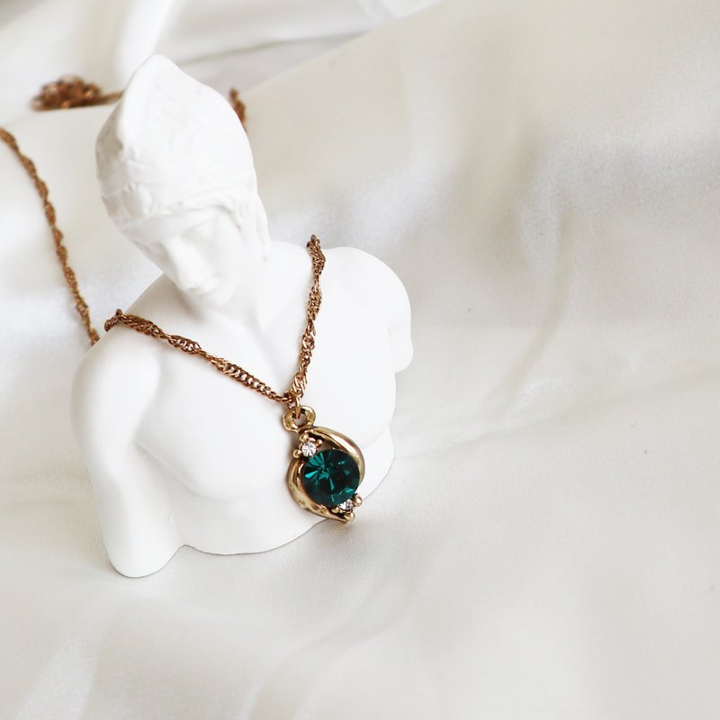巴黎风复古绿宝石项链 - 项链 - 其他金属 绿色