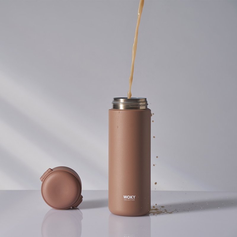 WOKY 沃厨 -轻量弹盖陶瓷易洁层保温瓶450ML-奶茶色 - 保温瓶/保温杯 - 不锈钢 卡其色