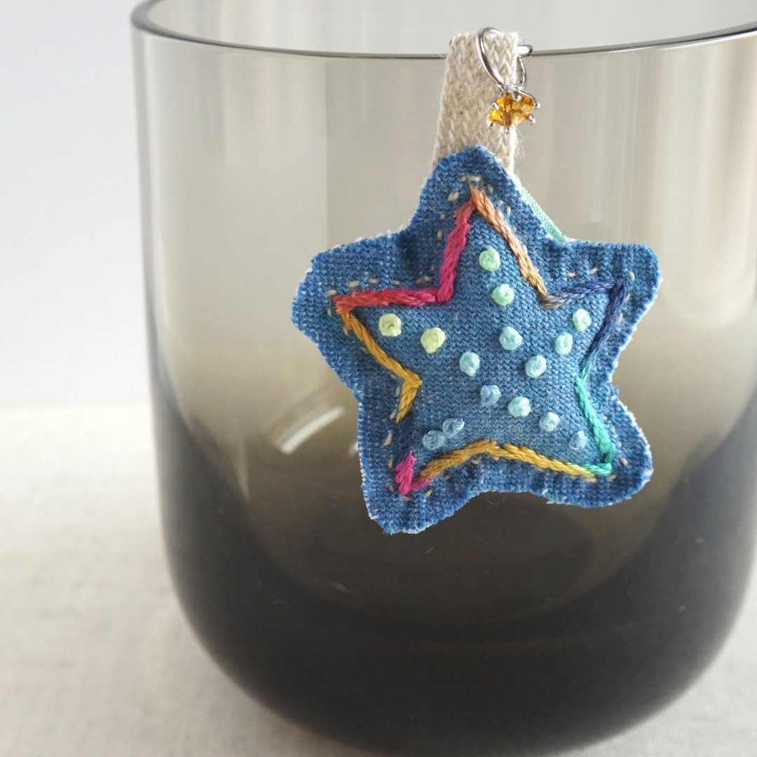 手绣钥匙圈 starfish 预约制作 - 钥匙链/钥匙包 - 绣线 蓝色