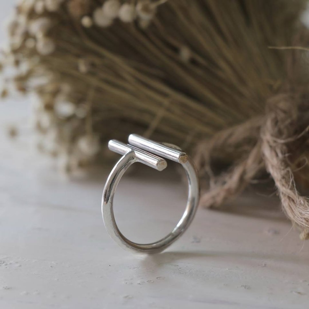 Minimal ring 2 double lines handmade lady women Girl silver sterling urban chic - 戒指 - 其他金属 银色