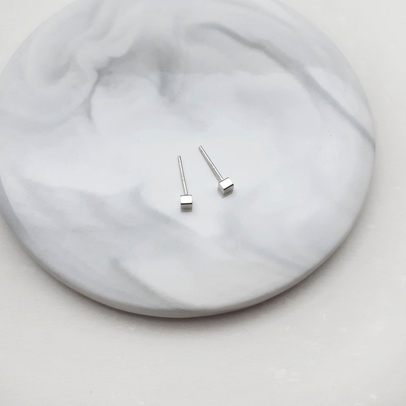 纯银 2.5mm小方块耳针 耳棒 耳环 (一对) - 耳环/耳夹 - 其他金属 银色