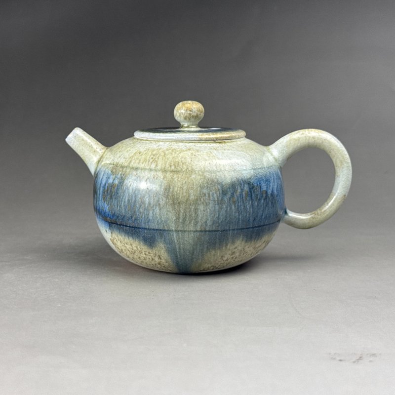 台湾名家周圣钧【柴烧】手拉坏柴烧壶006 - 茶具/茶杯 - 其他材质 卡其色
