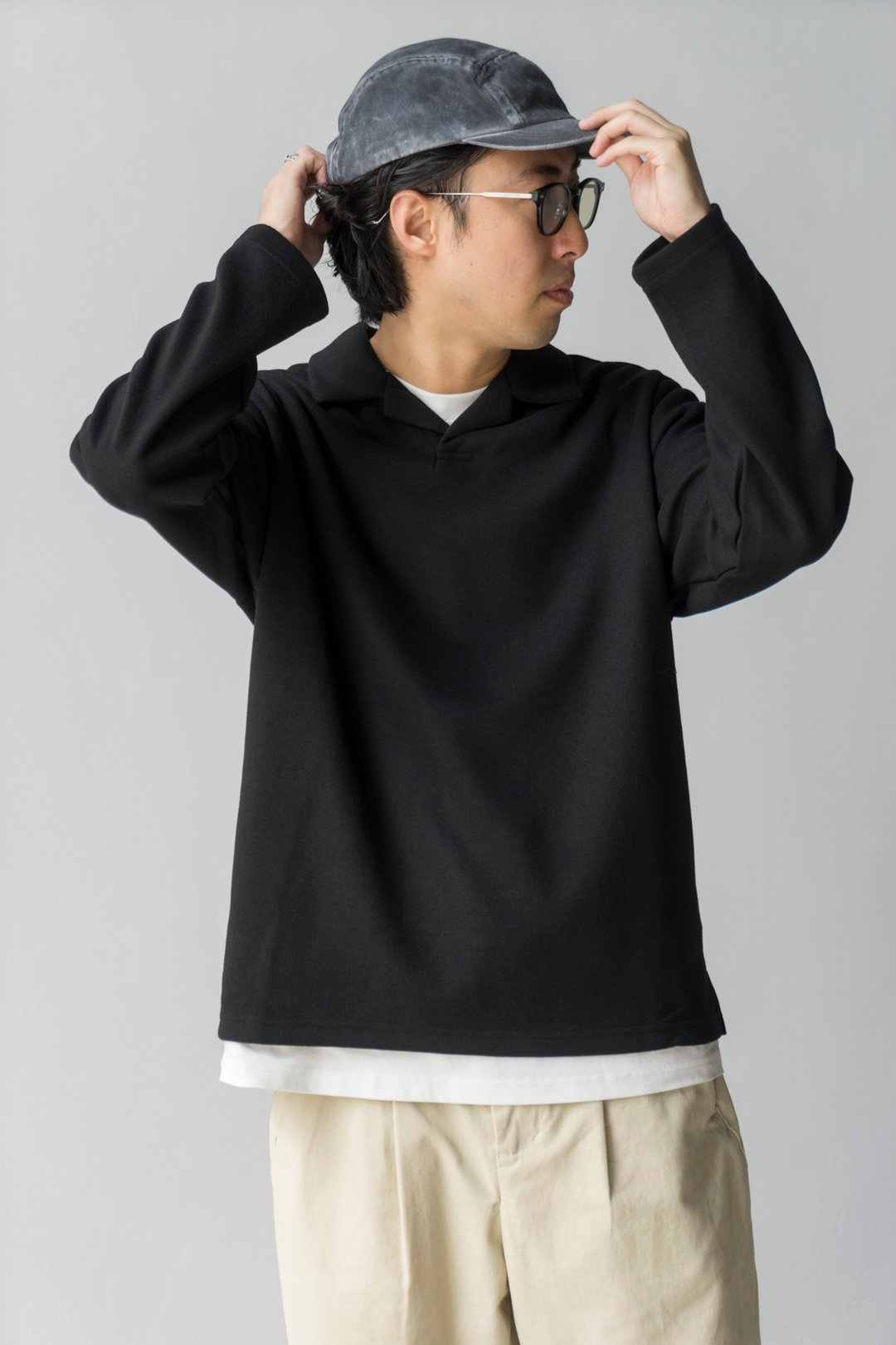 KINT 秋冬保暖單品 針織古巴翻領長袖復古重磅V領Polo衫BasicWear - 男装针织衫/毛衣 - 聚酯纤维 黑色