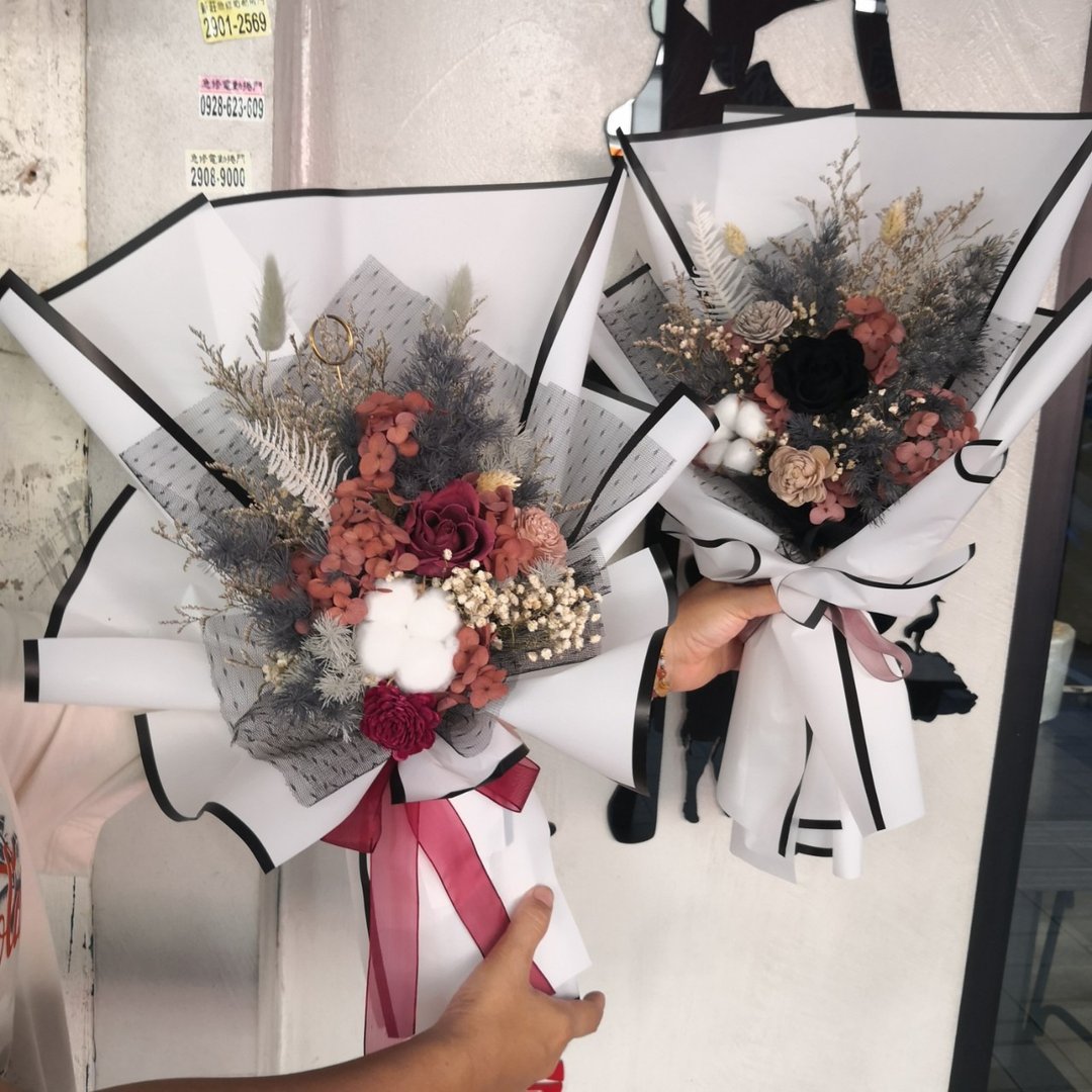 黑莓果永生玫瑰 七夕 复古韩国 干燥花亲节礼物 永生花束 婚礼小 - 干燥花/捧花 - 植物．花 多色