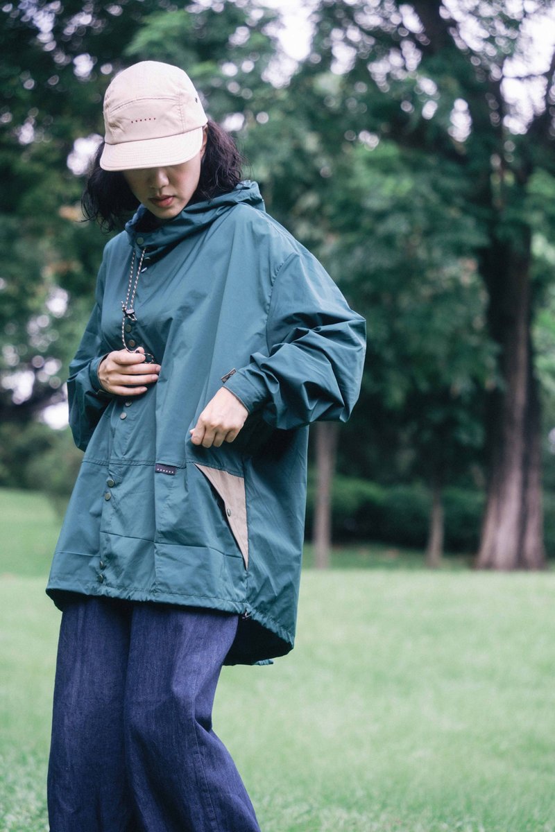 日系中性 雨衣 防水外套 透气防风遮晒防晒斗篷 绿(香港制) - 女装上衣 - 防水材质 绿色