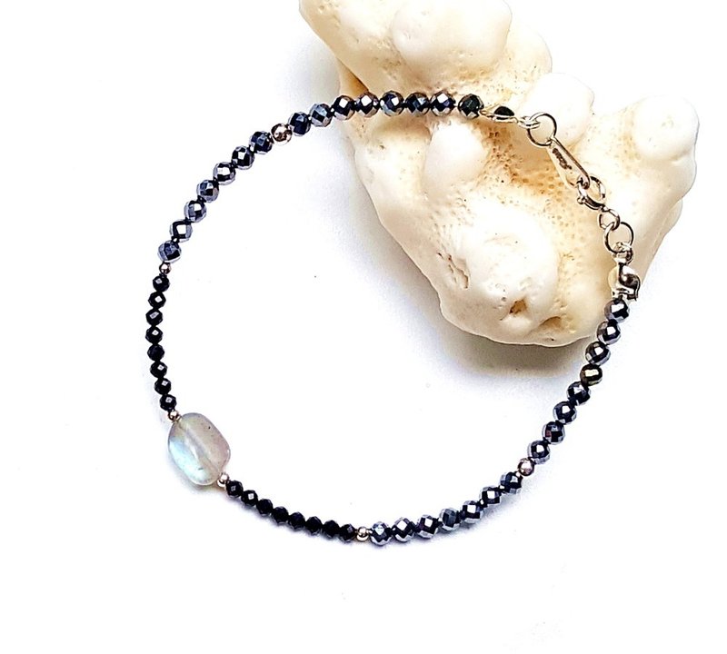 <宠爱系列-坚信> 拉长石不定型 黑尖晶 太赫兹 925 纯银手链  - 手链/手环 - 半宝石 多色