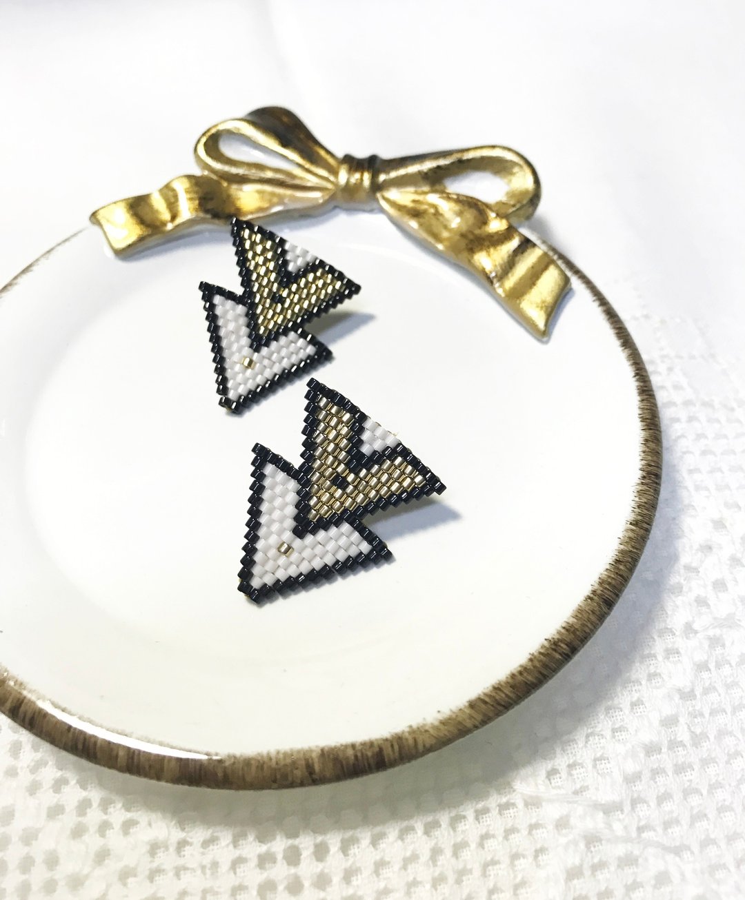 几何系列 : V 形耳环 V Shape Earrings (E1701JS) - 耳环/耳夹 - 其他材质 金色