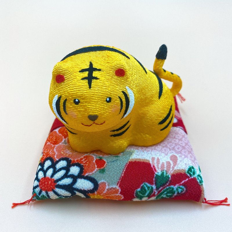 【招福干支】开运干支 生肖虎 缘起物 圆满福虎 - 摆饰 - 丝．绢 橘色