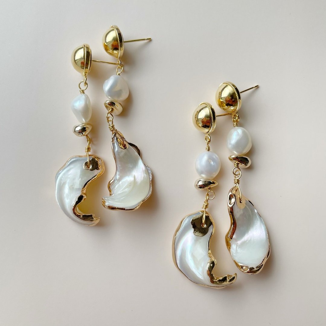 Seashell petal earrings earrings / Clip-On - 耳环/耳夹 - 贝壳 金色