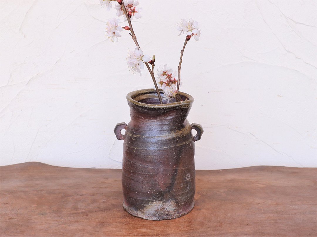备前烧手工耳付花瓶 h1-019 (18.3cm) - 植栽/盆栽 - 陶 咖啡色