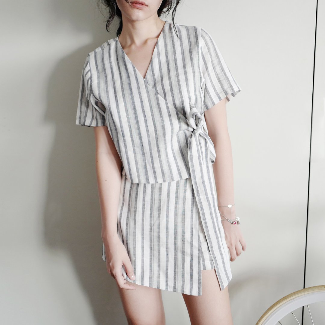 Wrap Top + Skorts Set (Beige-Navy) - 其他 - 棉．麻 灰色
