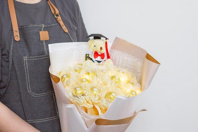 毕业花束 毕业熊+豪华版金莎18颗花束 附灯串 纯色米白 A012 - 巧克力 - 新鲜食材 金色