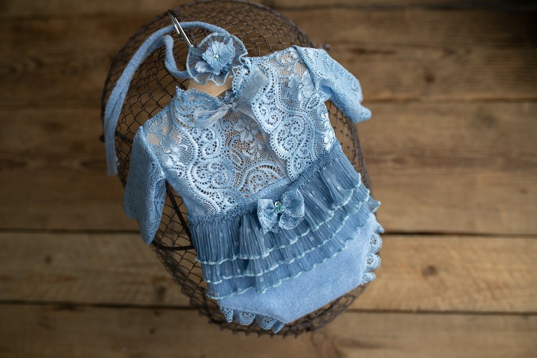 新生儿女孩蓝色蕾丝连身裤：小女孩的完美服装 - 婴儿饰品 - 其他金属 蓝色