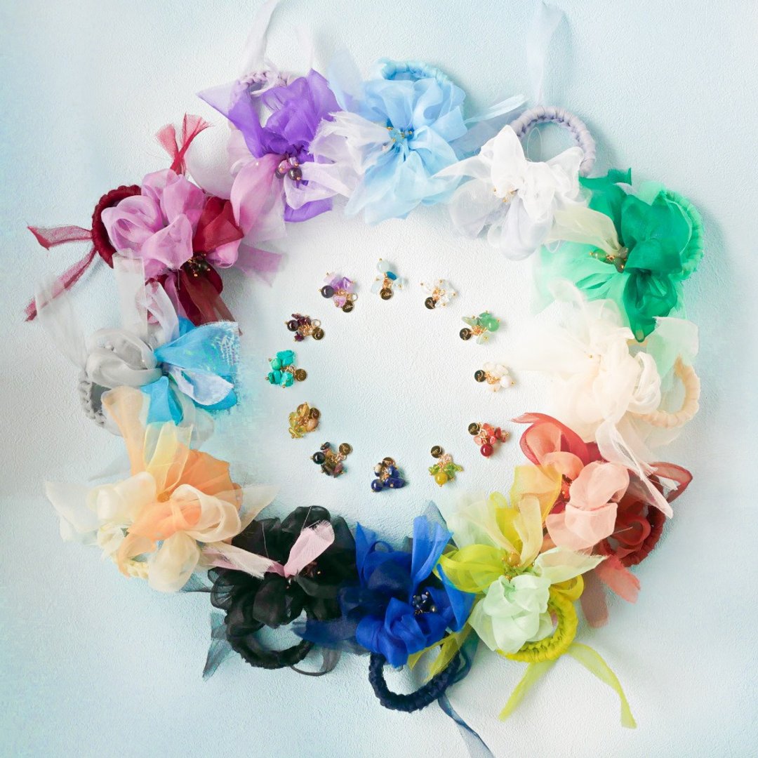 mini | Birthstone | Colorful blooming scrunchie - 发饰 - 其他材质 多色