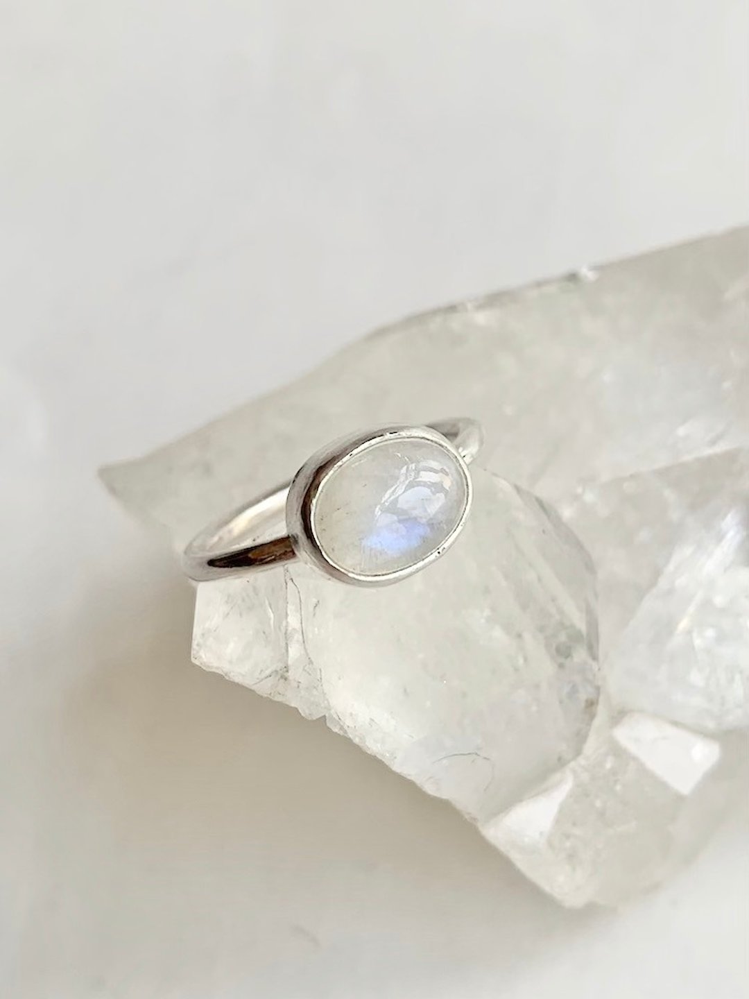 Rainbow Moonstone Ring No. 12 - 戒指 - 宝石 白色