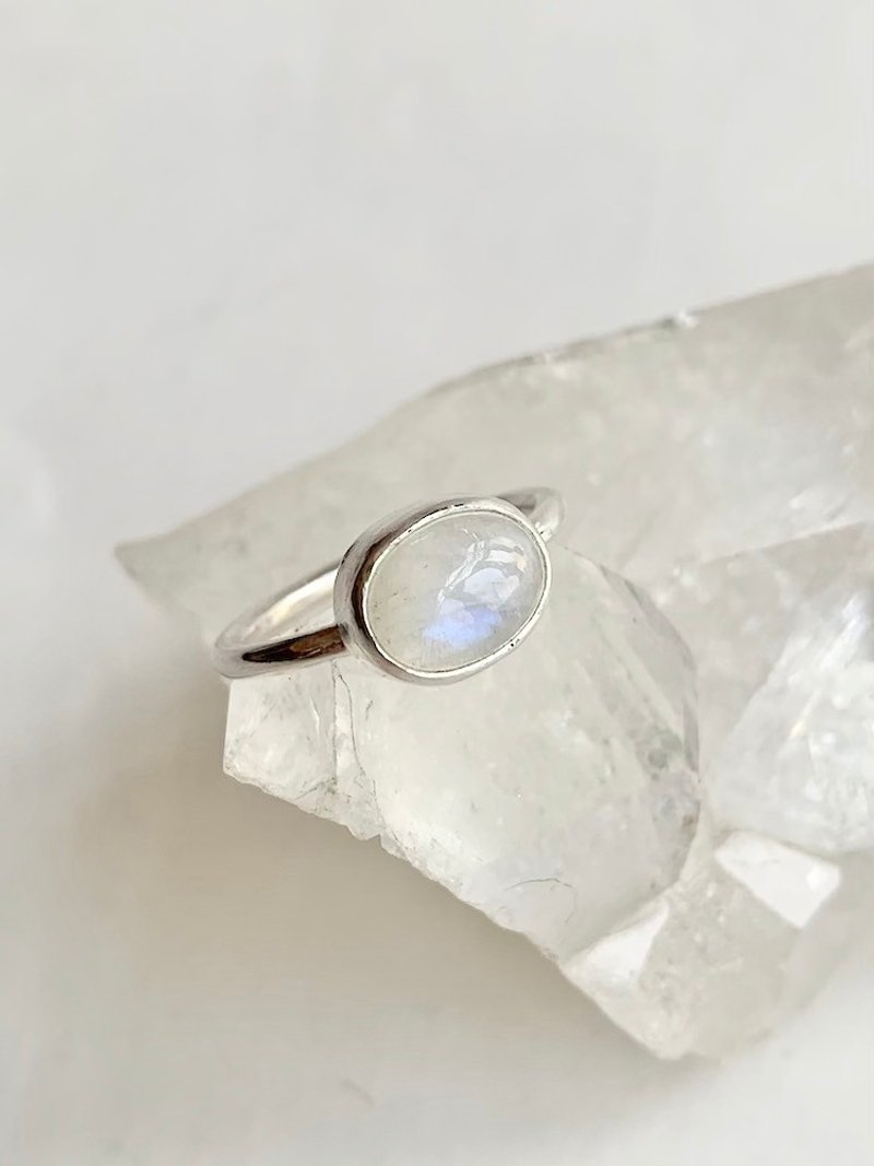 Rainbow Moonstone Ring No. 12 - 戒指 - 宝石 白色