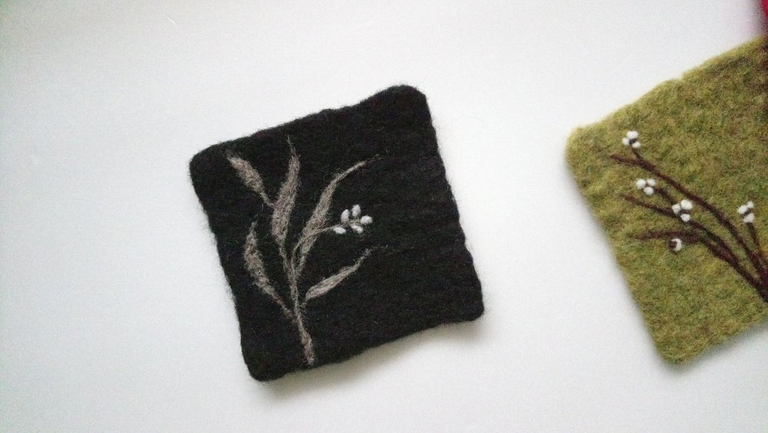 羊毛毡花草系彩色杯垫 - 杯垫 - 羊毛 黑色