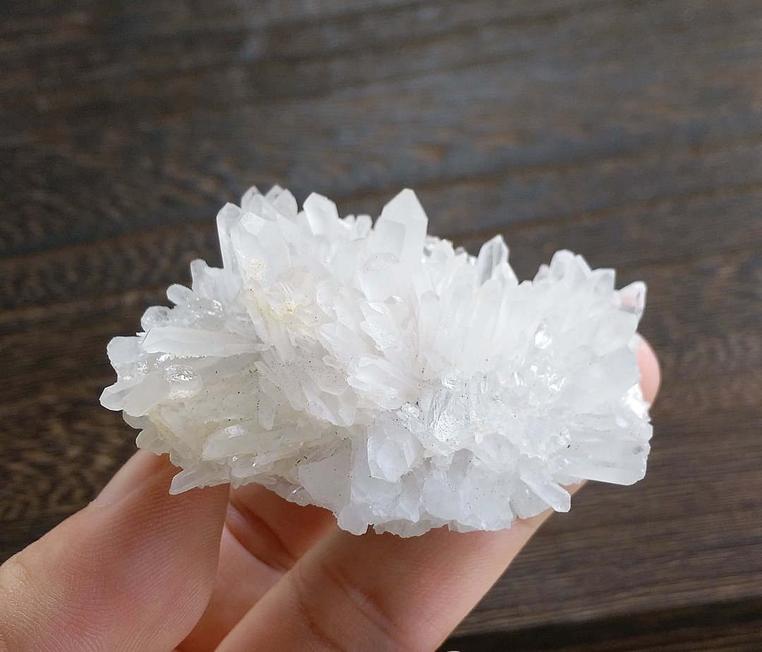 Crystal 四川产地 菊花晶晶簇 白水晶晶簇 天然矿石 原矿 - 摆饰 - 其他材质 