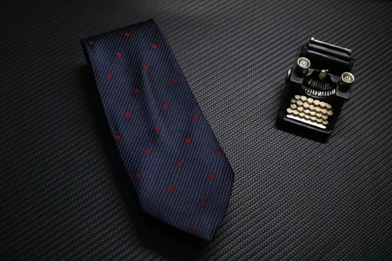 深蓝色真丝圆点领带/休闲百搭necktie - 领带/领带夹 - 丝．绢 多色