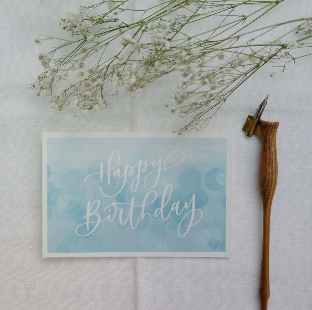 cottontail 西洋书法 Happy Birthday 粉蓝水彩风格 生日卡 - 卡片/明信片 - 纸 蓝色