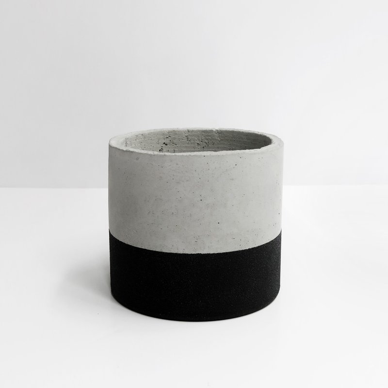 TEKTITE 黑陨石│深圆水泥盆器・花盆・花器 (11.5cm) - 花瓶/陶器 - 水泥 黑色
