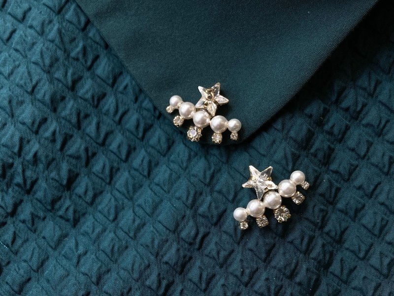 星辰珍珠吊灯 【珍珠/宝石/星星/圣诞节/礼物/小礼物】 - 耳环/耳夹 - 珍珠 白色