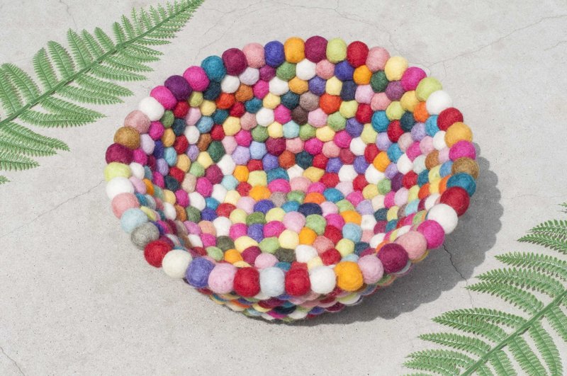 限量一件 生日礼物 母亲节礼物 七夕礼物 羊毛毡置物篮 / 羊毛毡野餐篮 / 羊毛毡编织篮 / 羊毛毡洗衣篮 / 羊毛毡杂志编织置物篮 -  点点彩虹缤纷糖果篮 - 收纳用品 - 羊毛 多色